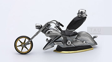 Коллекционная модель мотоцикла Харлей Дэвидсон.