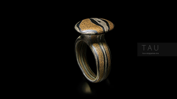 Необычное кольцо из золота купить.